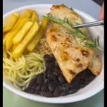 Tradicional Filé de Frango Grelhado.