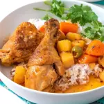 Pollo guisado con papas