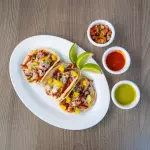 3 Tacos Al Pastor con Queso