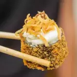 Hot Roll Salmão - Alho Poro