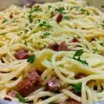 MACARRÃO AO ALHO E ÓLEO - 2 PESSOAS