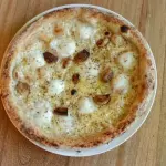 Queso y Ajos Rostizados*