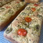 Focaccia c/ Alho Poró e Azeit Verdes