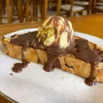 Panetone na chapa com ganache