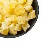 Piña en cubo