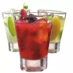 CAIPIROSKAS DE FRUTAS - ABSOLUT