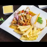 Pollo Saltado