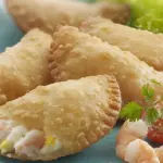 EMPANADITAS CAMARON QUESO