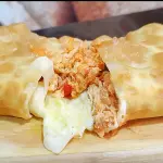Pastel  Frango com Queijo