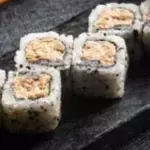 Uramaki Salmão Grelhado