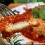 FRANGO À PARMEGIANA