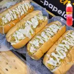 4 PERROS SUPER SENCILLOS + BEBIDA