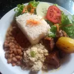 Picadinho com legumes