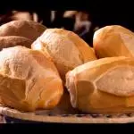 Pão Fatiado com Vinagrete