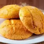 Broa de fubá com erva doce
