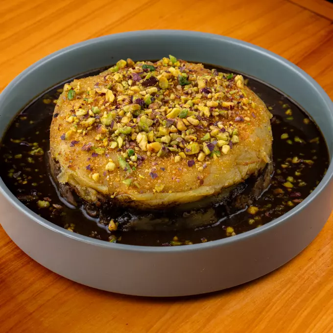 ESTOFADO DE CORDERO Y SOUFLÉ DE PAPA