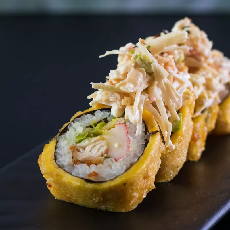 TROPICAL ROLL