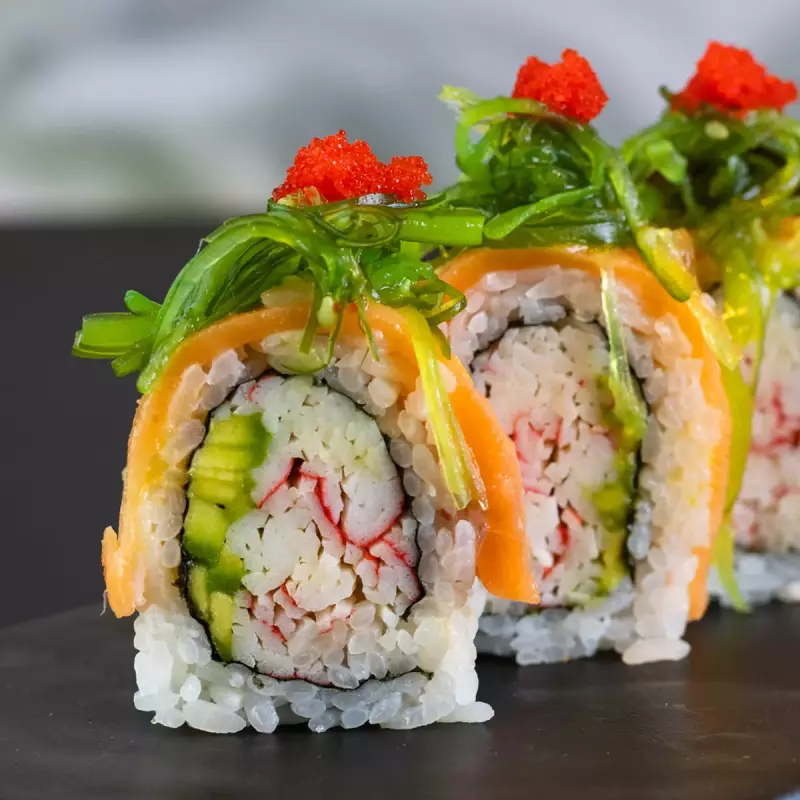 SAKURA ROLL